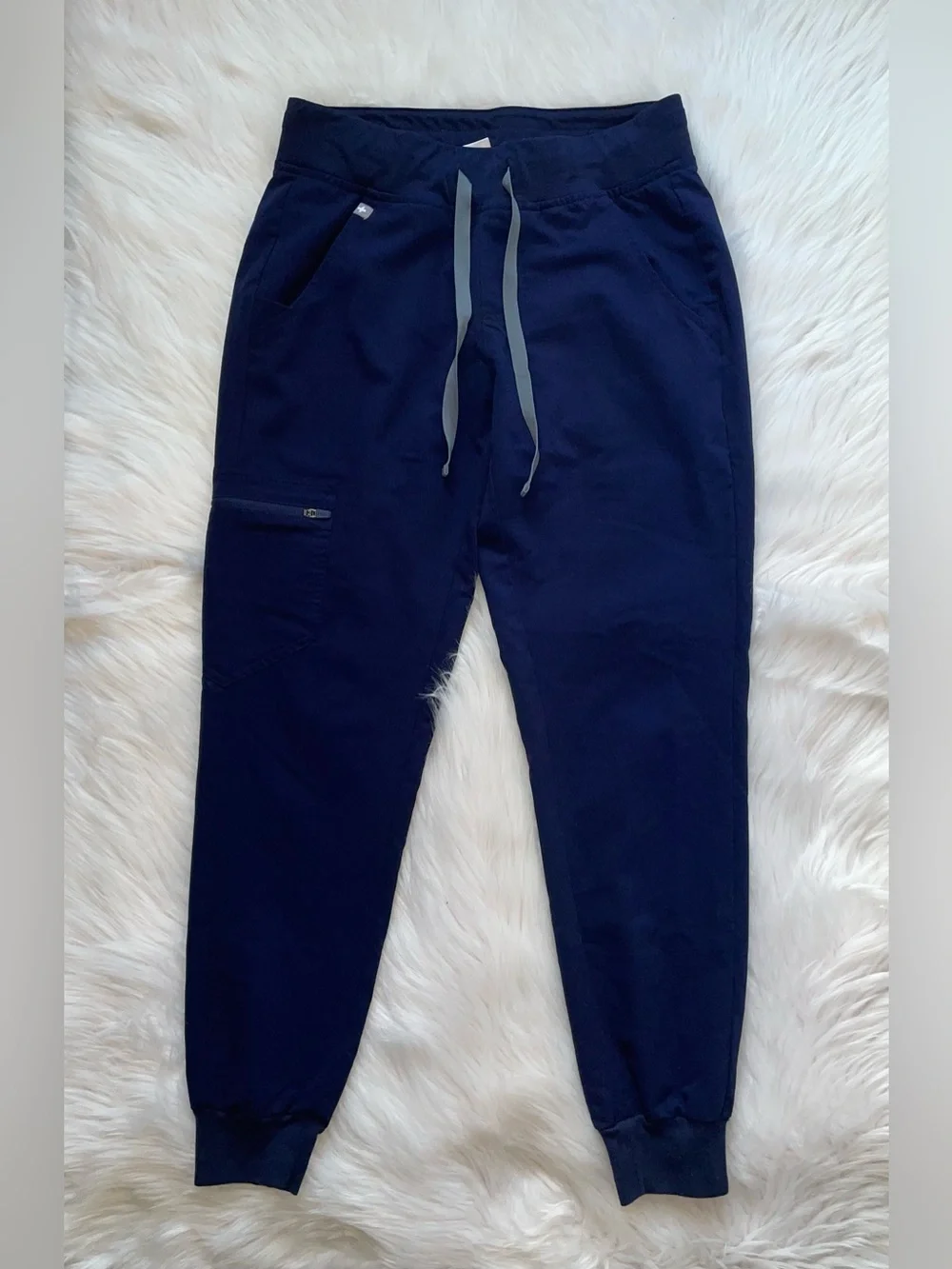 Figs technical collection scrub pants joggers navy blue women’s XS FIGS scrubs